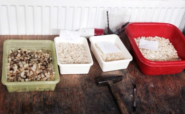 В Ровенской области в подпольном цехе изъят янтарь на 11 млн грн