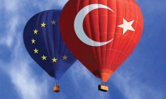 ЕС предлагает Турции безвизовый режим в обмен на помощь с мигрантами