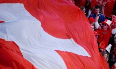 Противники ЕС и мигрантов выиграли парламентские выборы в Швейцарии