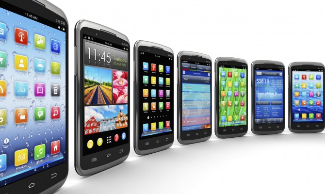 Мировой рынок смартфонов замедлил свой рост