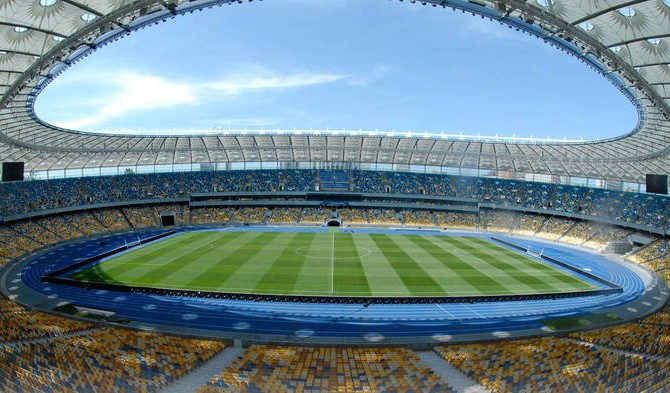 В УЕФА систему безопасности на украинских стадионах назвали безнадежно устаревшей