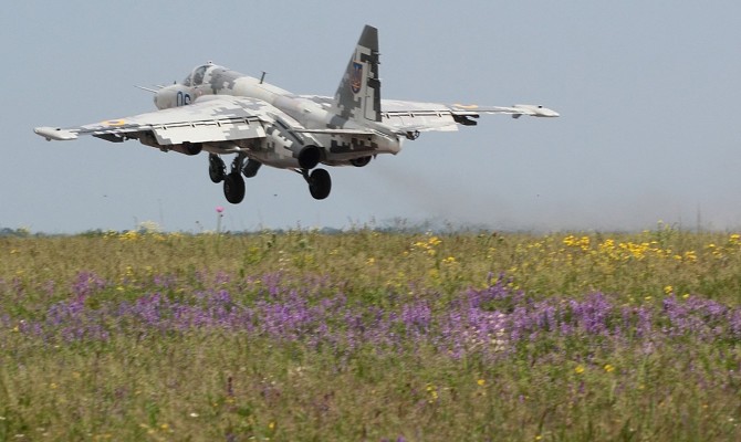 Названы причины крушения военного самолета возле Запорожья