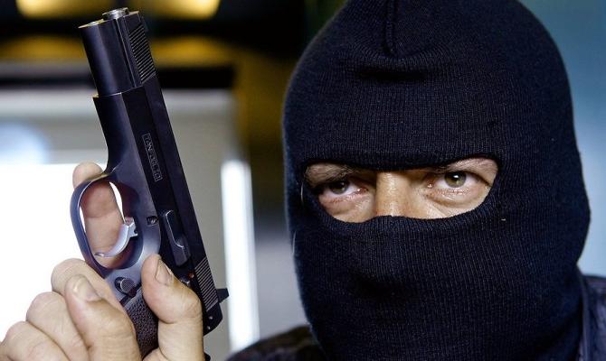 В Подольском районе Киева напали на отделение одного из банков