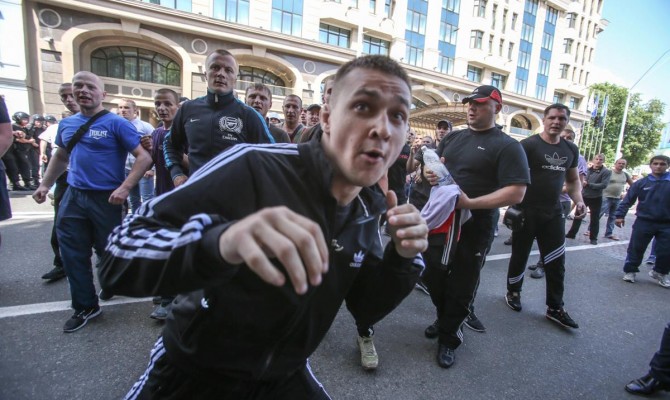 Власть 20 февраля 2014 годк выдала «титушкам» 408 единиц оружия и 90 тыс. патронов, — ГПУ