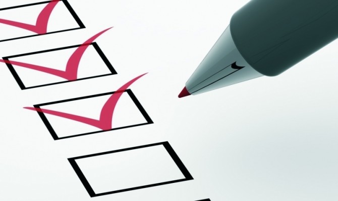 Менее четверти украинцев хотят эмигрировать из страны