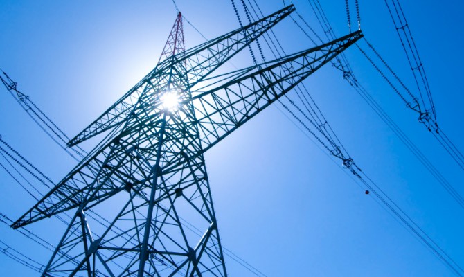 Из-за подрыва электроопор без энергоснабжения могут остаться 40% потребителей Херсонской и Николаевской областей