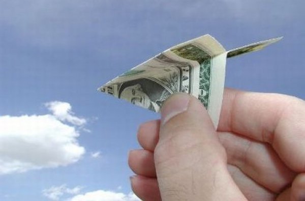 Российская Contact возобновляет денежные переводы в Украину, но уже через чужую сеть