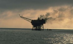 При пожаре на нефтяной платформе в Каспии погибли 32 человека