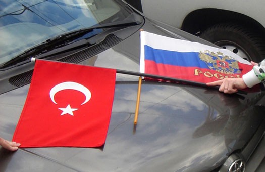 Турция запретила военным ездить в Россию во время отпуска