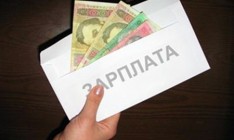 Зарплату Яценюку и сотрудникам администрации президента подняли на 25%