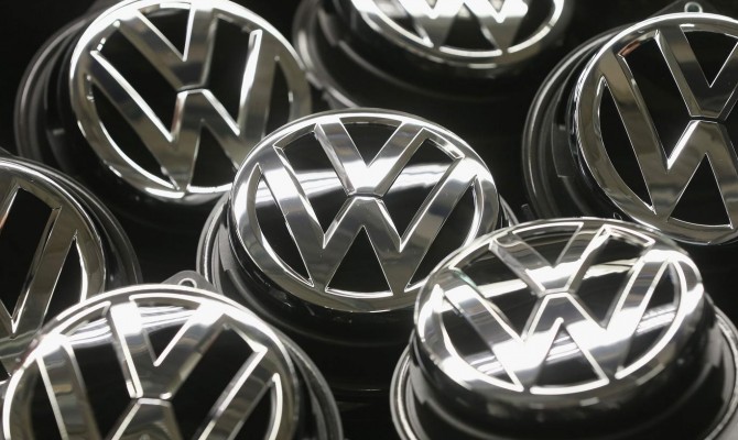 Volkswagen фиксирует падение продаж впервые за последние 11 лет
