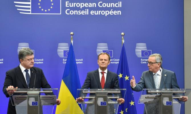 Порошенко сожалеет о приостановке Путиным договора о ЗСТ