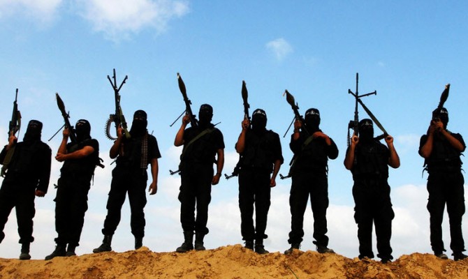 Кто покупает нефть у ИГИЛ?