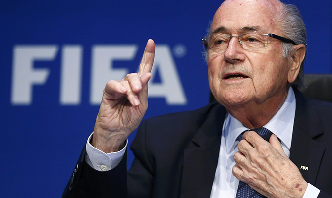Блаттер утверждает, что с него сняли обвинения в коррупции