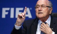 Блаттер утверждает, что с него сняли обвинения в коррупции