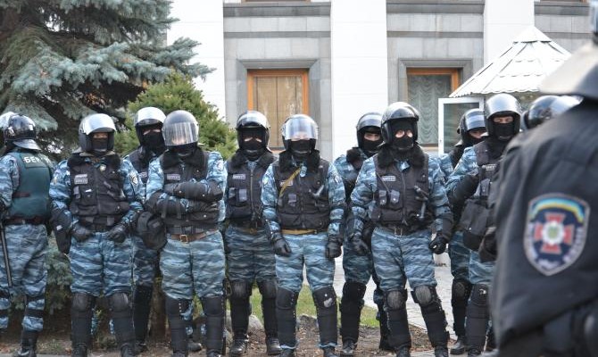 Шесть экс-беркутовцев прошли переаттестацию в Киеве и области