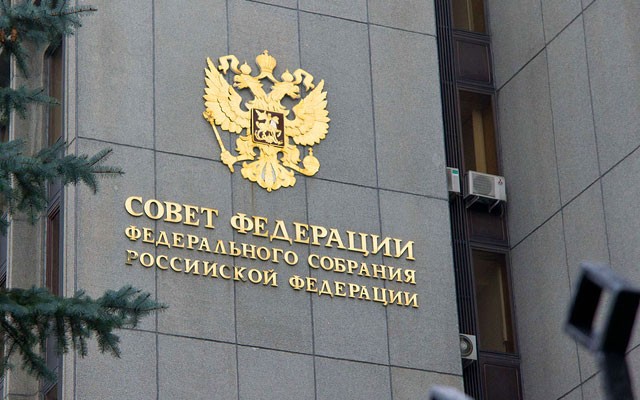 Совет федерации России одобрил прекращение свободной торговли с Украиной