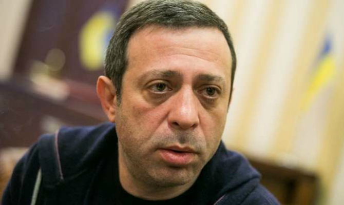 Суд заменил Корбану домашний арест на обычный