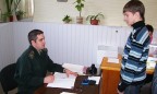 В Украине стартовала кампания по постановке на учет в военкоматы 17-летних юношей