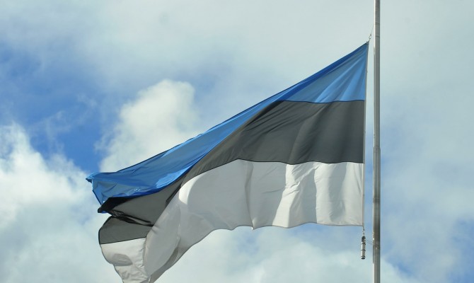 Эстония упростила въезд иностранным квалифицированным работникам
