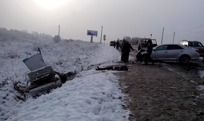 В Украине за последние 2 дня из-за непогоды произошло почти 500 ДТП