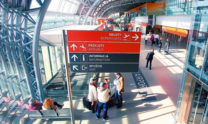 Аэропорт им.Шопена в Польше перешел на тихое обслуживание