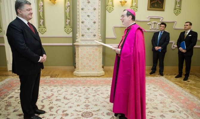 Четыре страны сменили послов в Украине