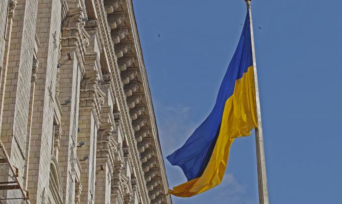 Киевсовет принял к рассмотрению петицию о демонтаже МАФов возле станций метро