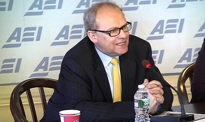 Аслунд: В Украине 1600 госкомпаний - логово коррупции, их нужно продать