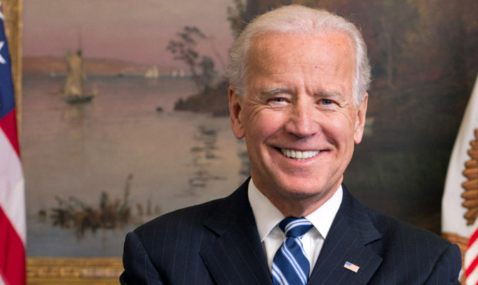 Байден заявил о готовности США к военному решению конфликта в Сирии