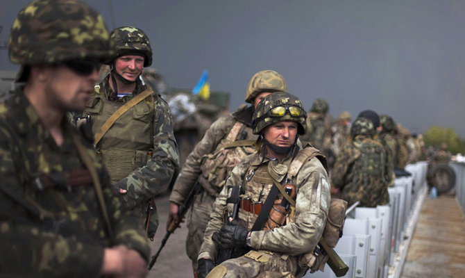 Нацгвардия привлечет на службу по контракту 4 тыс. человек