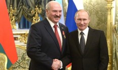 Украинцы из зарубежных лидеров лучше всего относятся к Лукашенко, хуже всего — к Путину