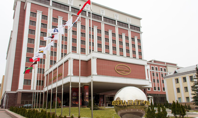 В Минске началось заседание трехсторонней контактной группы, — Олифер