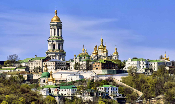 Киевсовет отклонил петицию о переводе Киево-Печерской лавры в УПЦ КП
