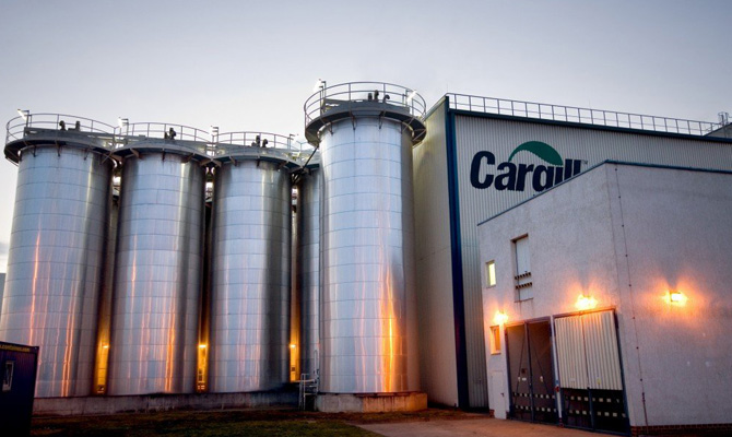 Cargill прекращает продажи семян и удобрений в Украине