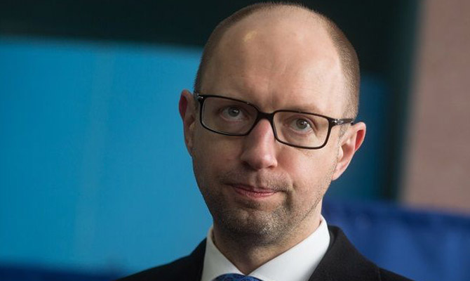 Глава регламентного комитета ВР назвал два варианта для отставки Яценюка
