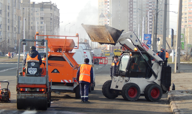 В Киеве отремонтируют 44 дорожных объекта в 2016 году
