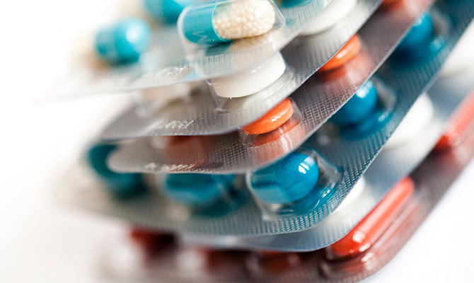 Госстат: Производство отечественных лекарств сократилось на 44%