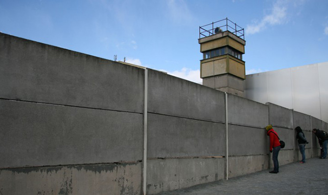 В Польше националисты требуют построить стену на границе с Украиной