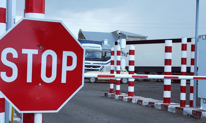 Украине грозят санкции ВТО за блокирование транзита