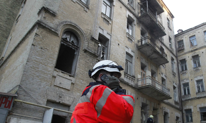 ГСЧС  завершила спасательные работы на месте обвала дома в Киеве