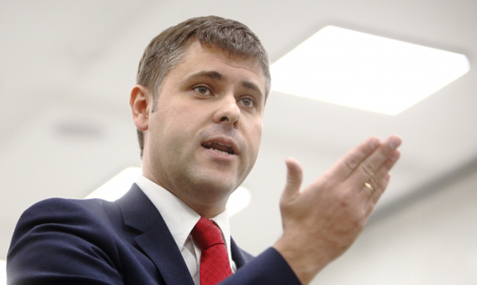 Суд перенес рассмотрение дела «бриллиантовых прокуроров» на 10 марта