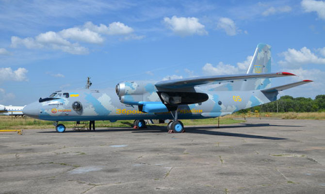 «Антонов» передаст украинским военным модернизированный самолет Ан-26 «Везунчик»