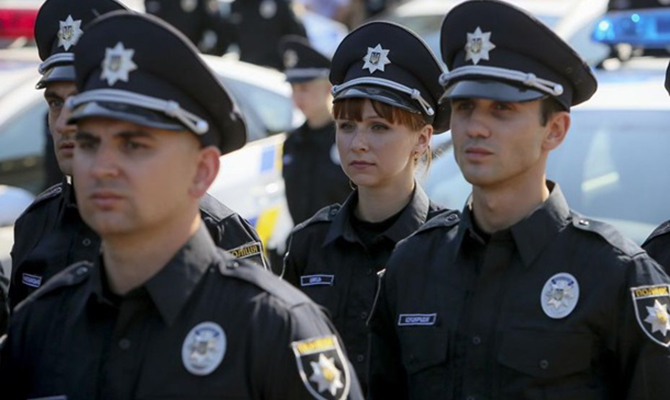 В Волынской обл. аттестацию провалили 12% полицейских и 23% руководства