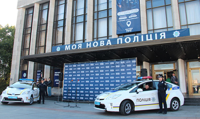 В Житомире заступает на службу новая патрульная полиция