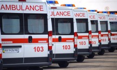 Порошенко передал 60 «скорых» медикам Донецкой области