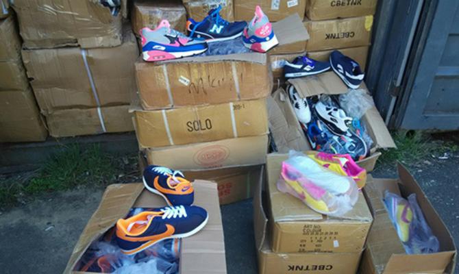В Одесской области изъяли контрафактную обувь известных брендов на сумму 3 млн грн