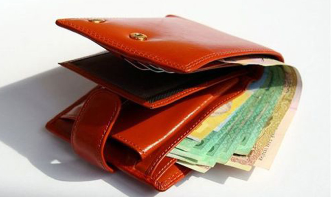 Розенко: Зарплаты госслужащих повысят на 10%