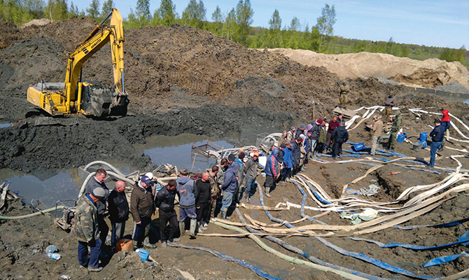 В Ровенской области остановили незаконную добычу янтаря