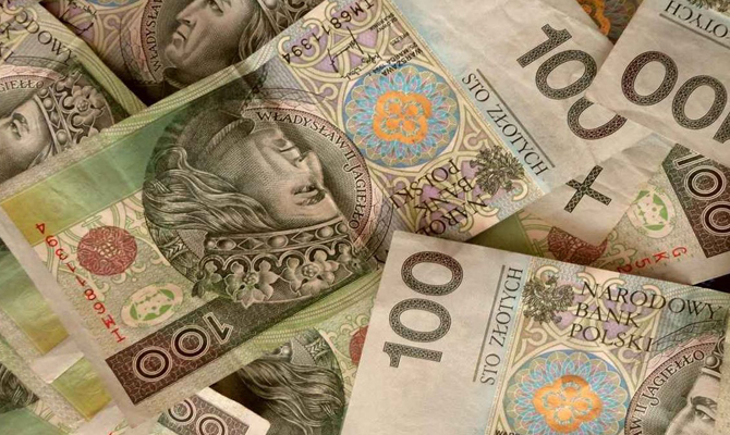 Украинцы удвоили сумму депозитов в польских банках